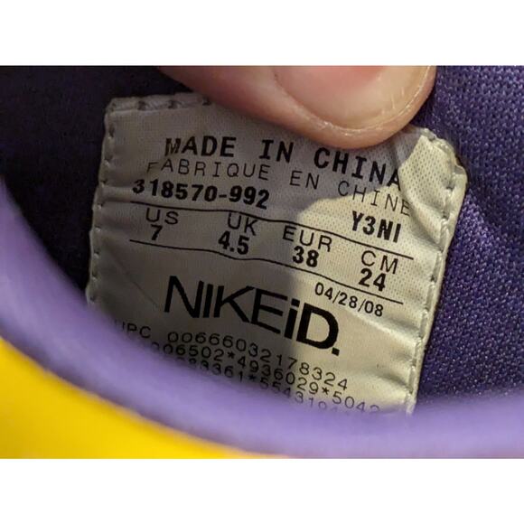 Vintage 2008 Women's size 7 custom Nikes 318570-992 in GUC - Picture 7 of 8